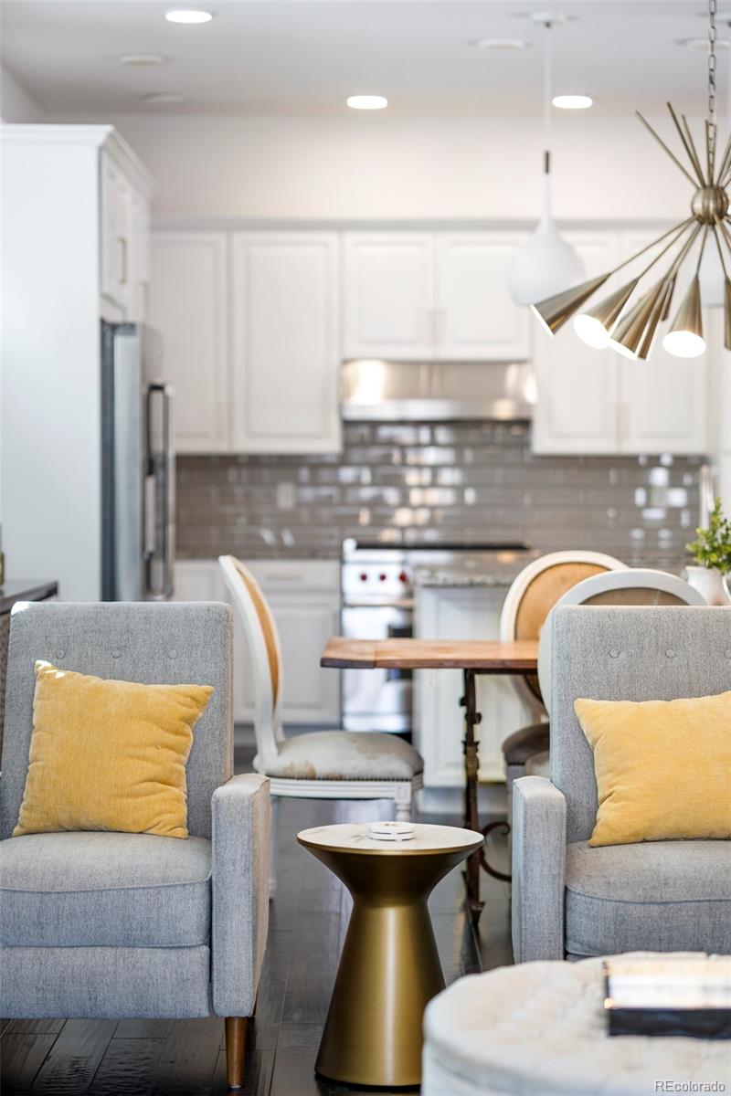 MLS Image #8 for 89  oneida street,denver, Colorado