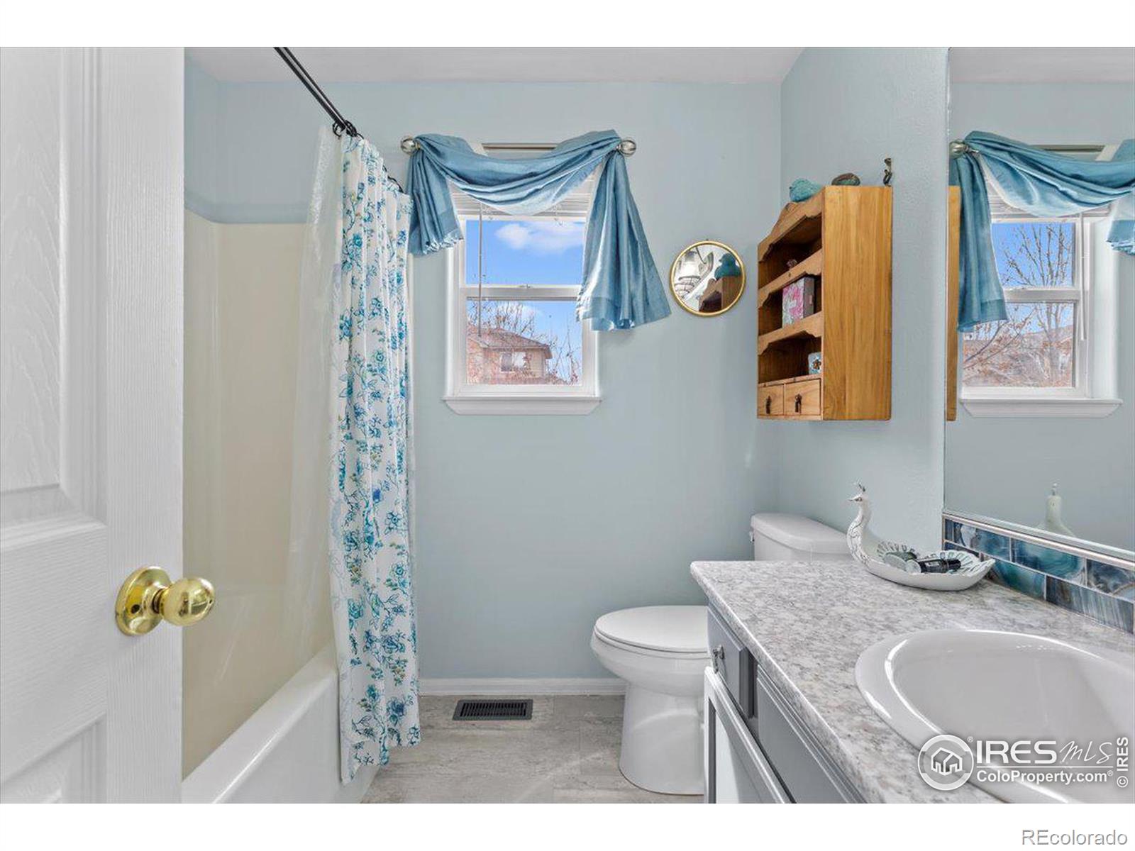 MLS Image #17 for 1904  white ibis court,loveland, Colorado