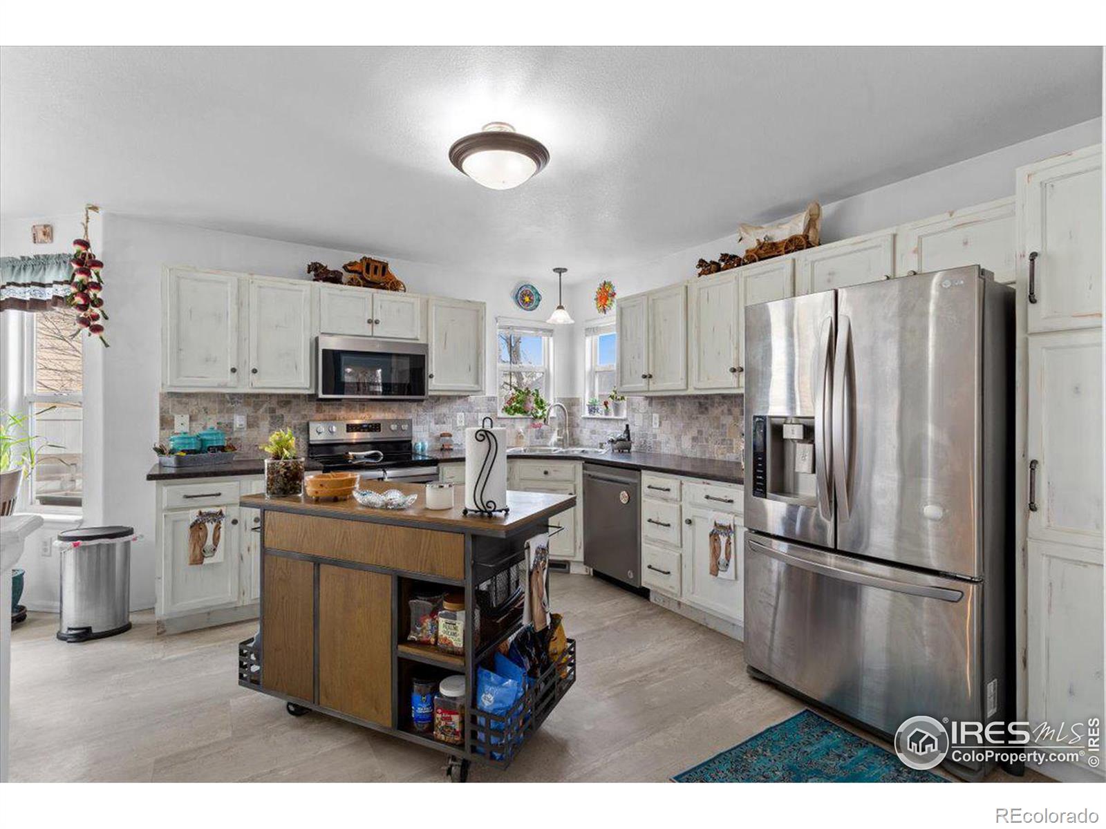 MLS Image #9 for 1904  white ibis court,loveland, Colorado