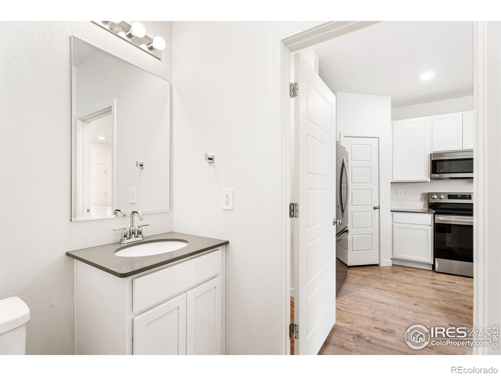 MLS Image #4 for 422  condor way,johnstown, Colorado