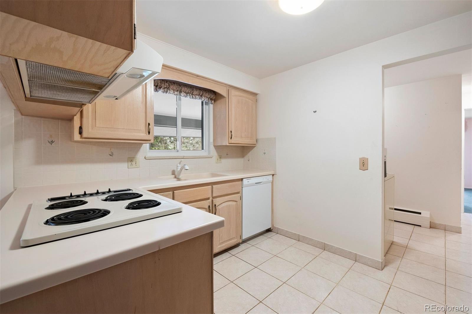 MLS Image #15 for 12345 w 18th drive,lakewood, Colorado