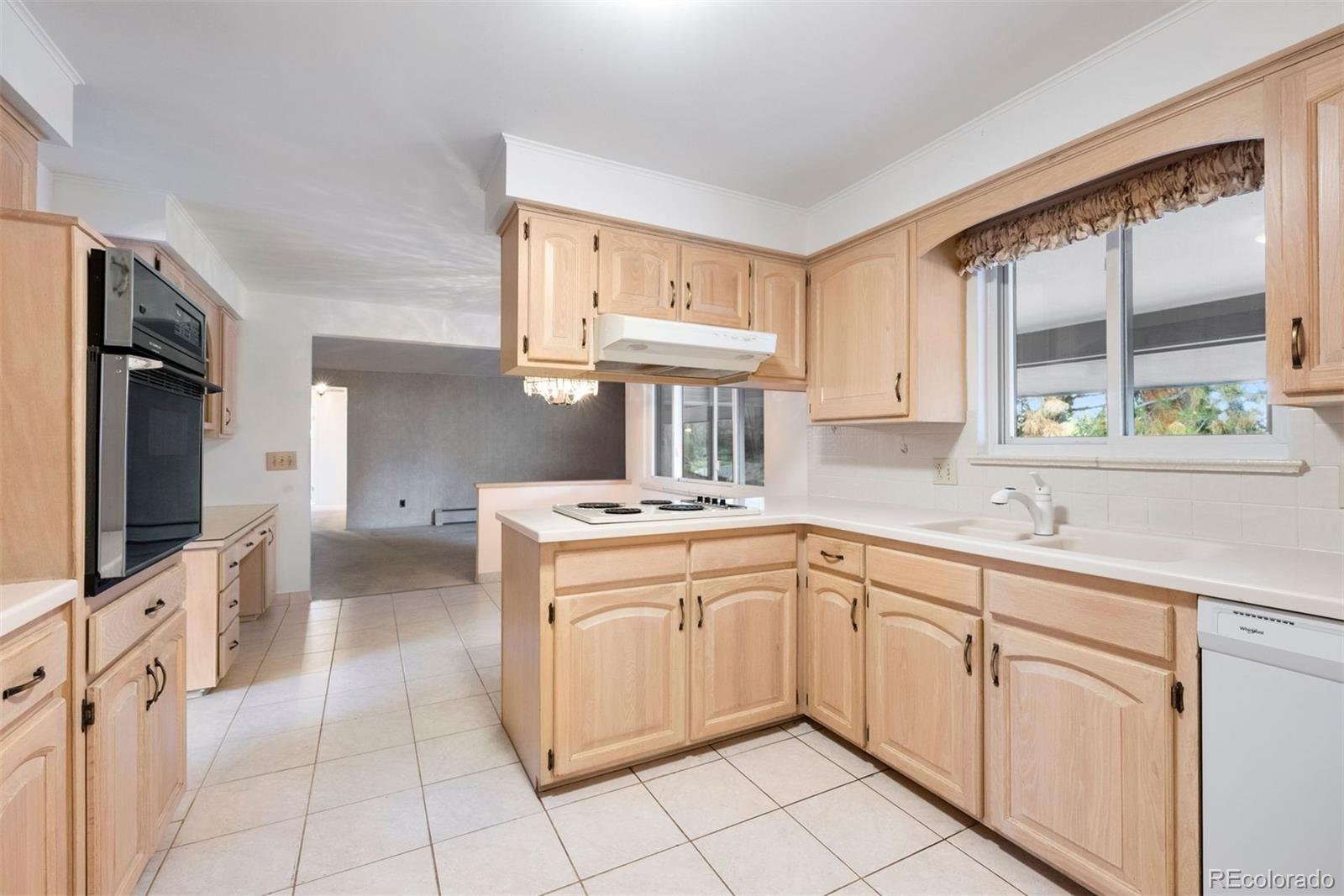 MLS Image #16 for 12345 w 18th drive,lakewood, Colorado