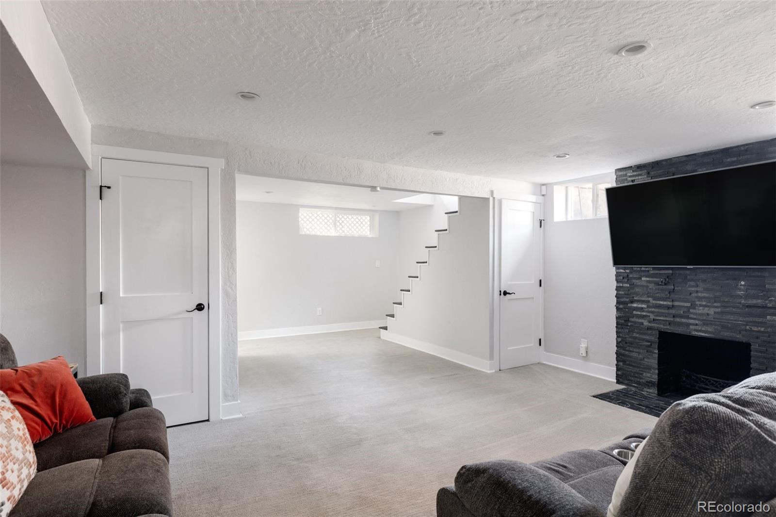 MLS Image #13 for 2995 n cherry street,denver, Colorado