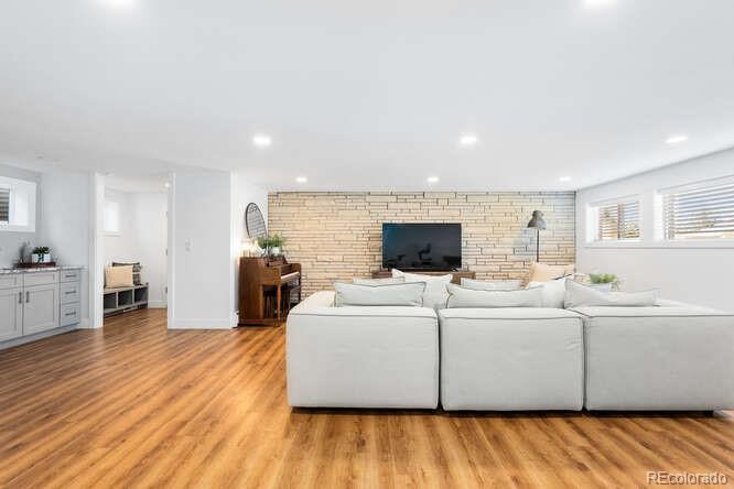 MLS Image #33 for 6088 s lakeview street,littleton, Colorado