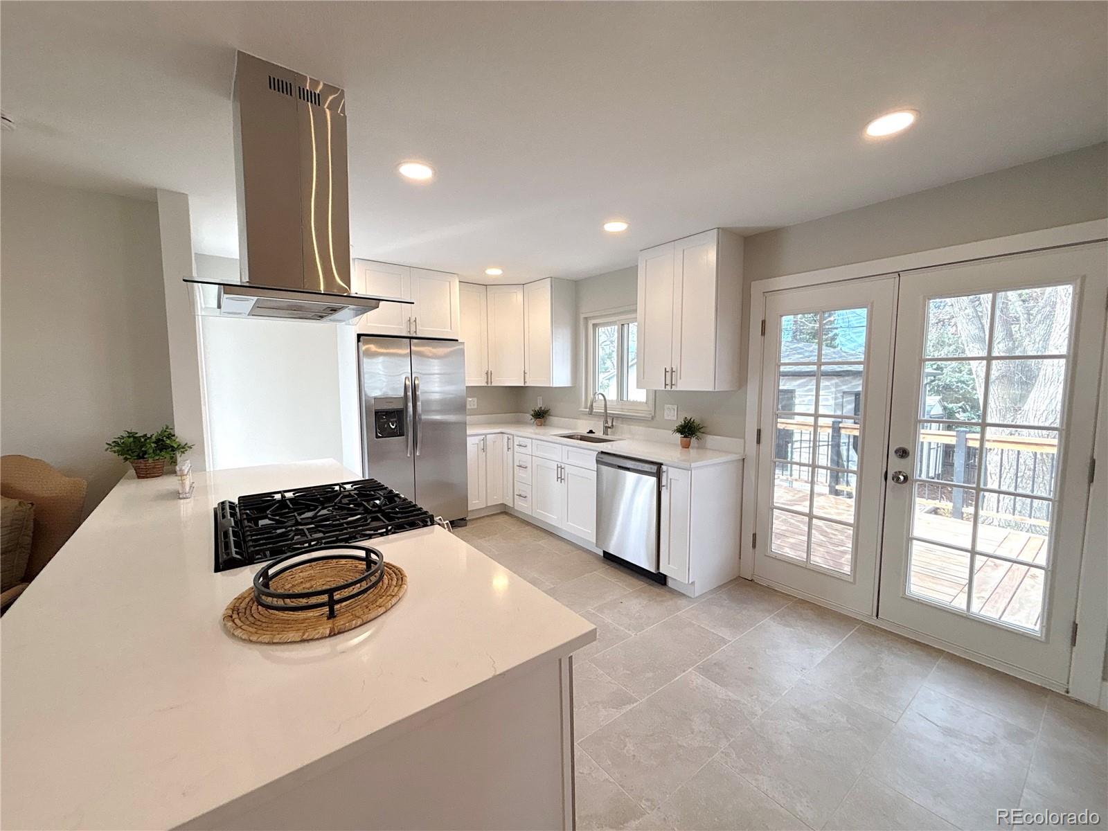 MLS Image #3 for 1853 s filbert court,denver, Colorado