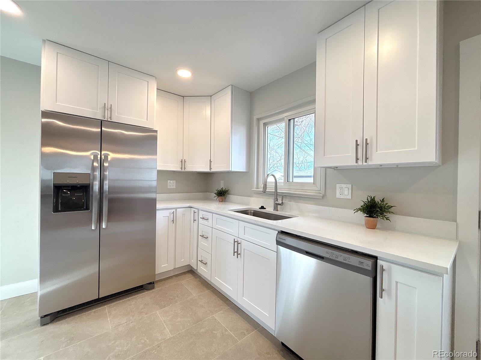 MLS Image #4 for 1853 s filbert court,denver, Colorado