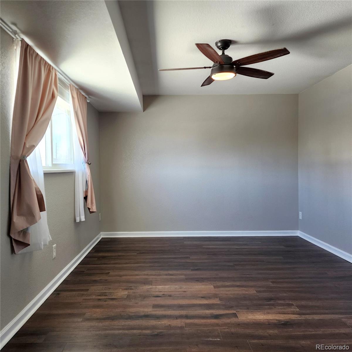 MLS Image #11 for 9017 e oxford drive,denver, Colorado