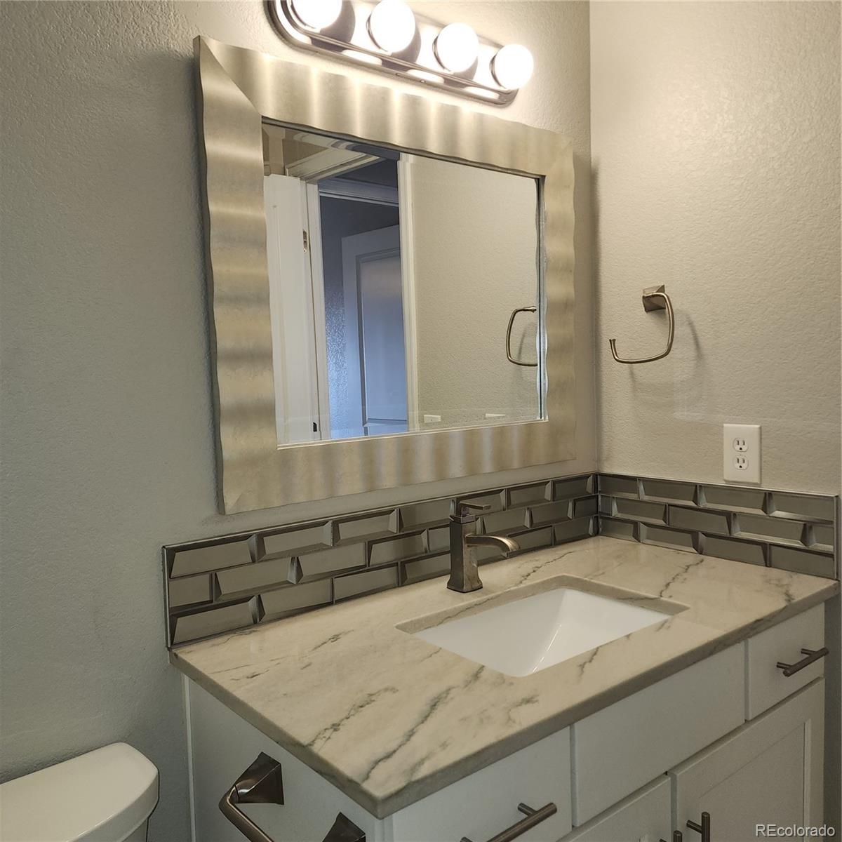 MLS Image #20 for 9017 e oxford drive,denver, Colorado
