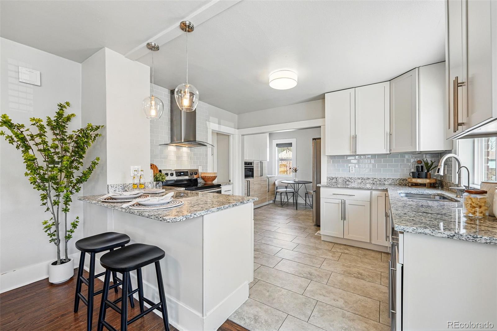 MLS Image #10 for 3345 w clyde place,denver, Colorado
