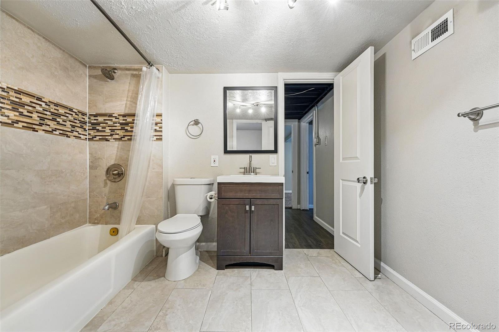 MLS Image #33 for 3345 w clyde place,denver, Colorado