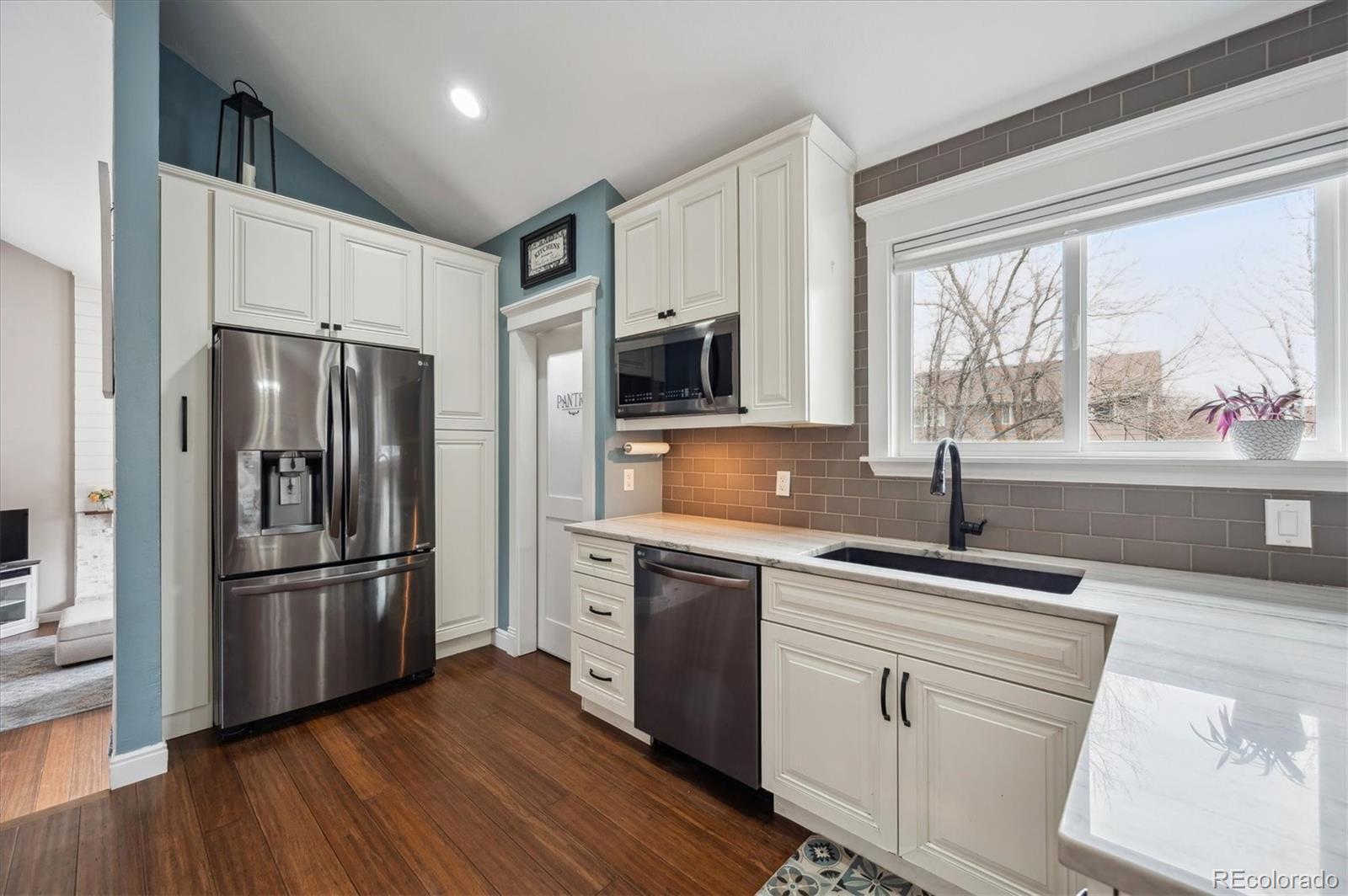 MLS Image #9 for 7308 s zephyr way,littleton, Colorado