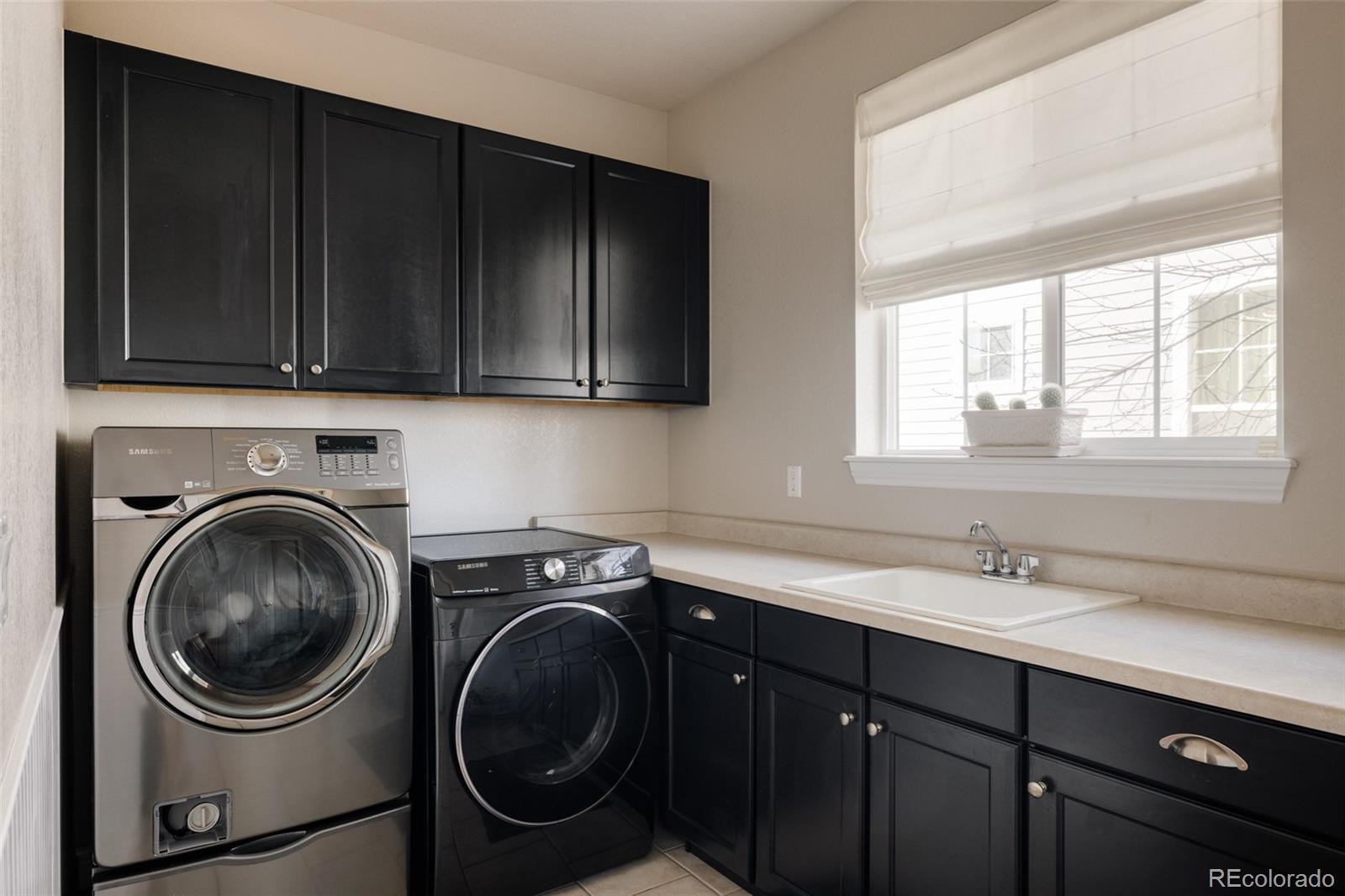 MLS Image #14 for 9575 e 3rd place,denver, Colorado
