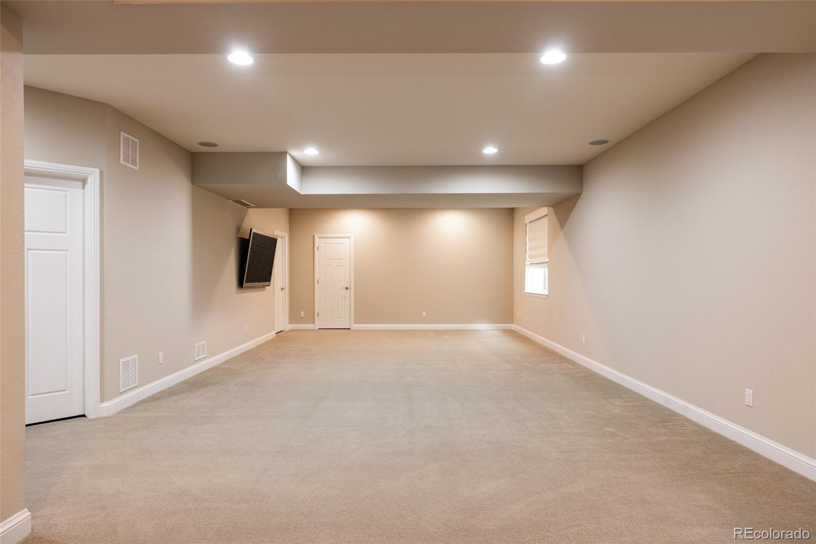 MLS Image #29 for 9575 e 3rd place,denver, Colorado