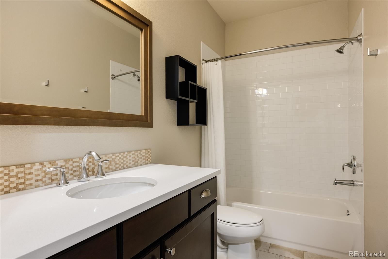 MLS Image #31 for 9575 e 3rd place,denver, Colorado