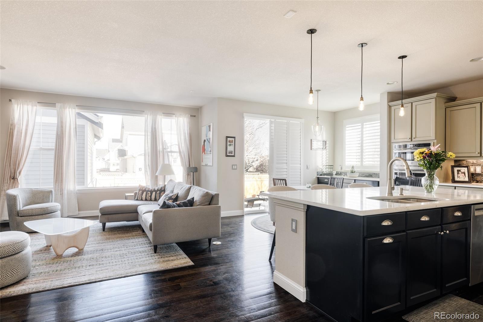 MLS Image #5 for 9575 e 3rd place,denver, Colorado
