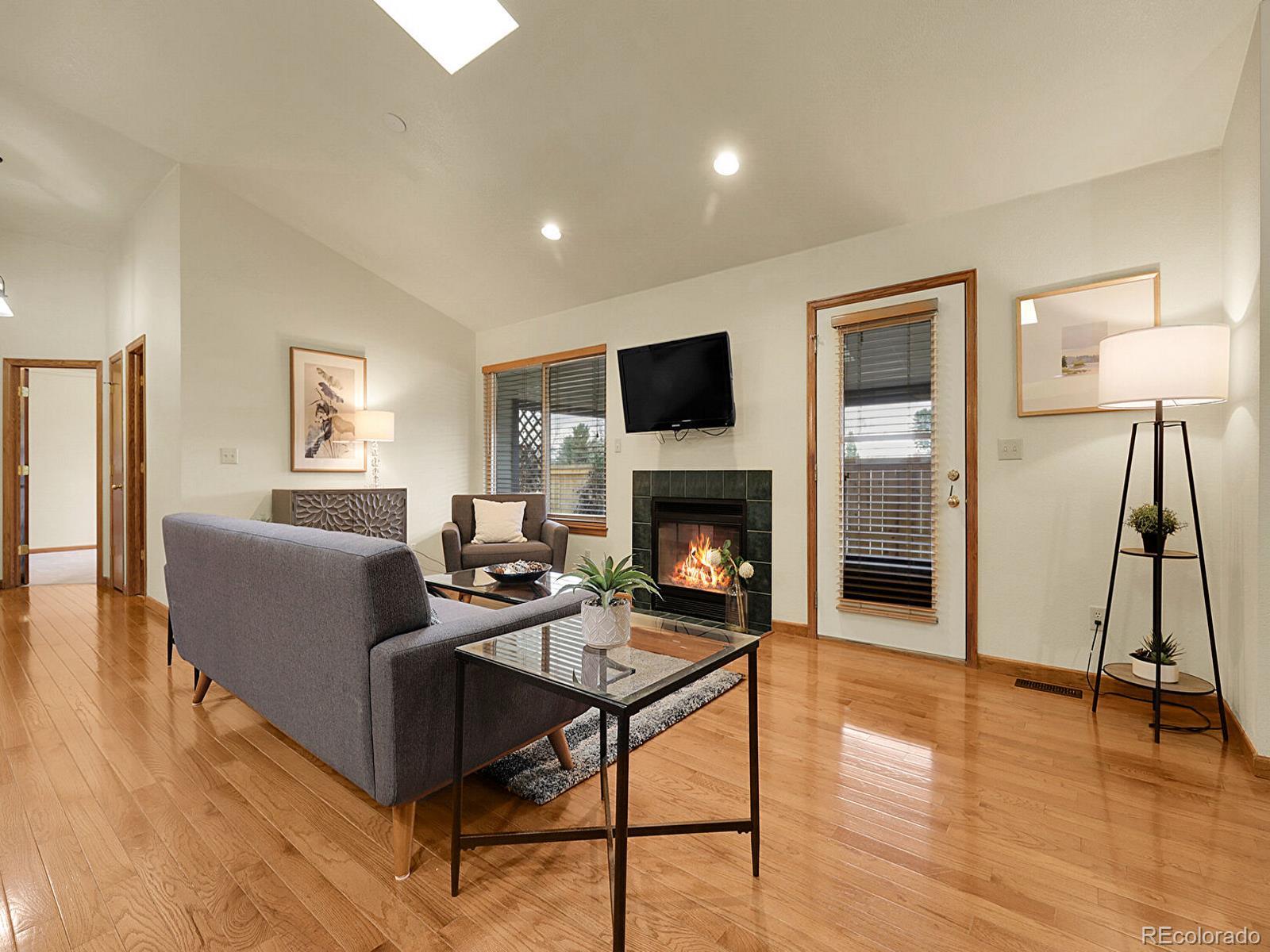 MLS Image #14 for 6321 s harrison court,centennial, Colorado