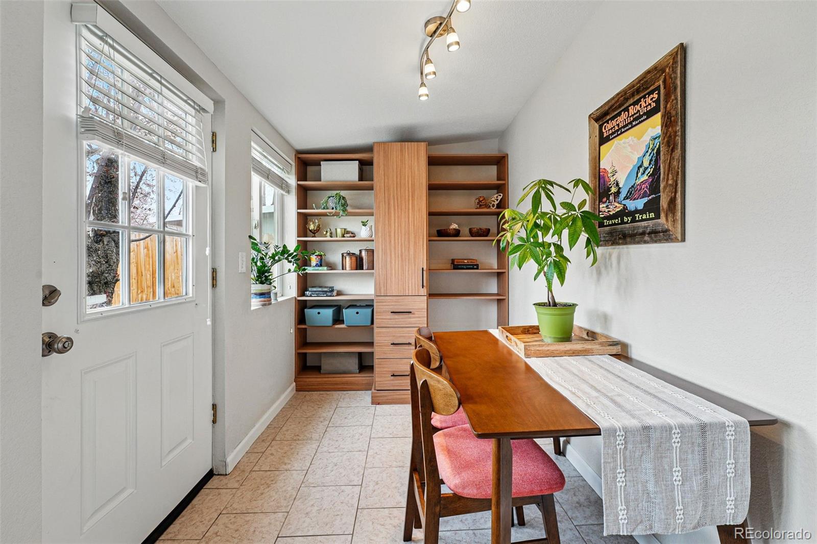 MLS Image #10 for 681 s logan street,denver, Colorado