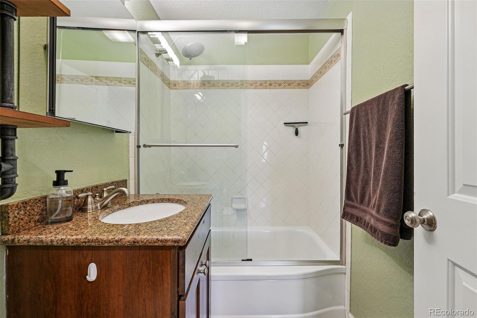 MLS Image #15 for 681 s logan street,denver, Colorado
