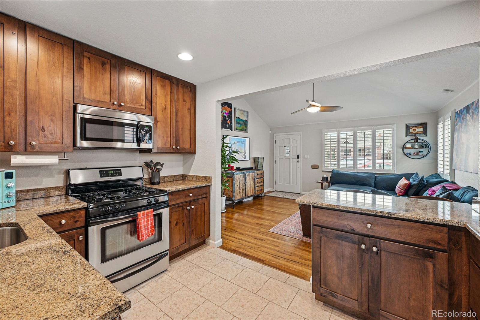 MLS Image #7 for 681 s logan street,denver, Colorado