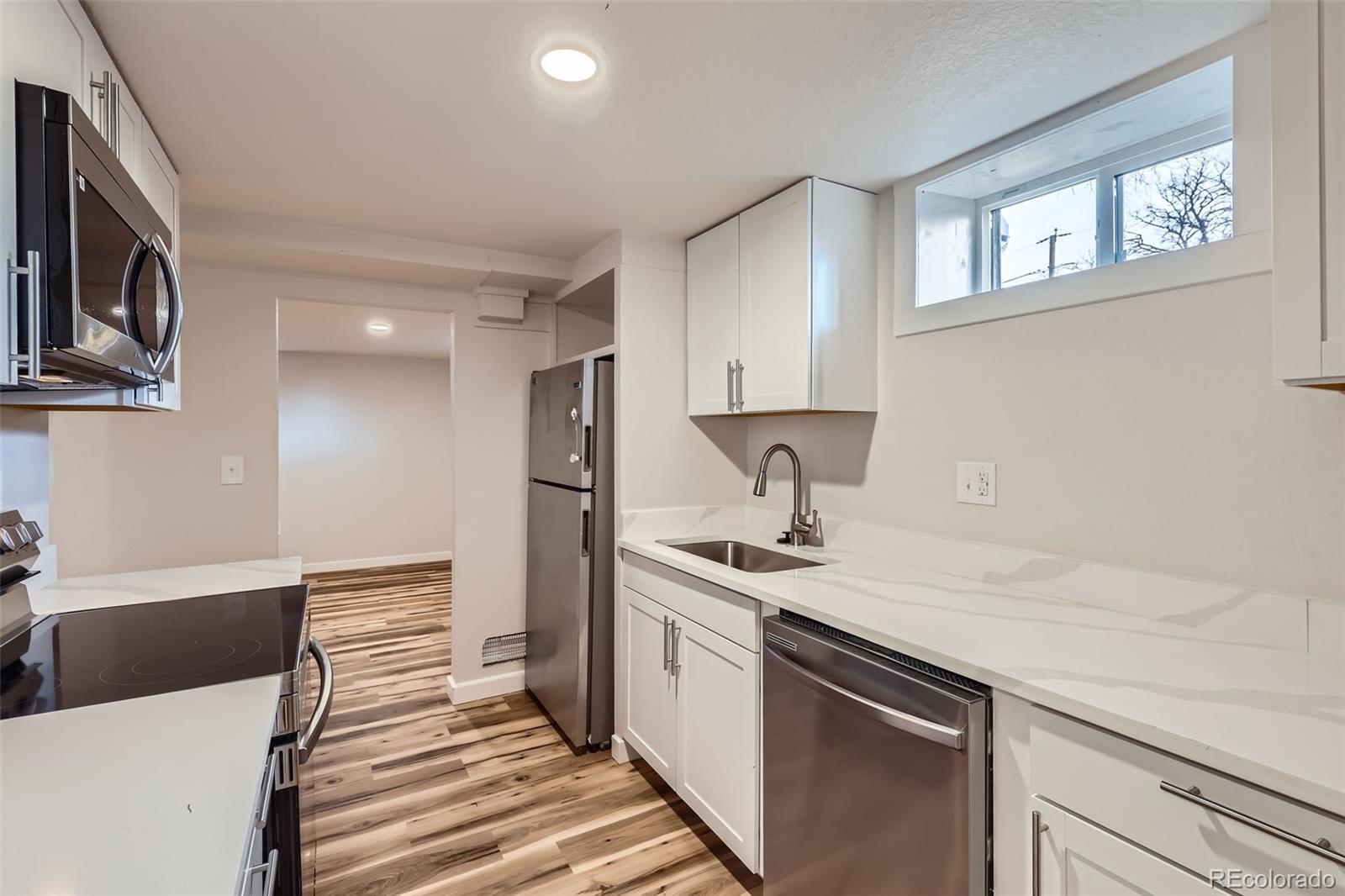 MLS Image #14 for 9295 e 12th avenue,aurora, Colorado