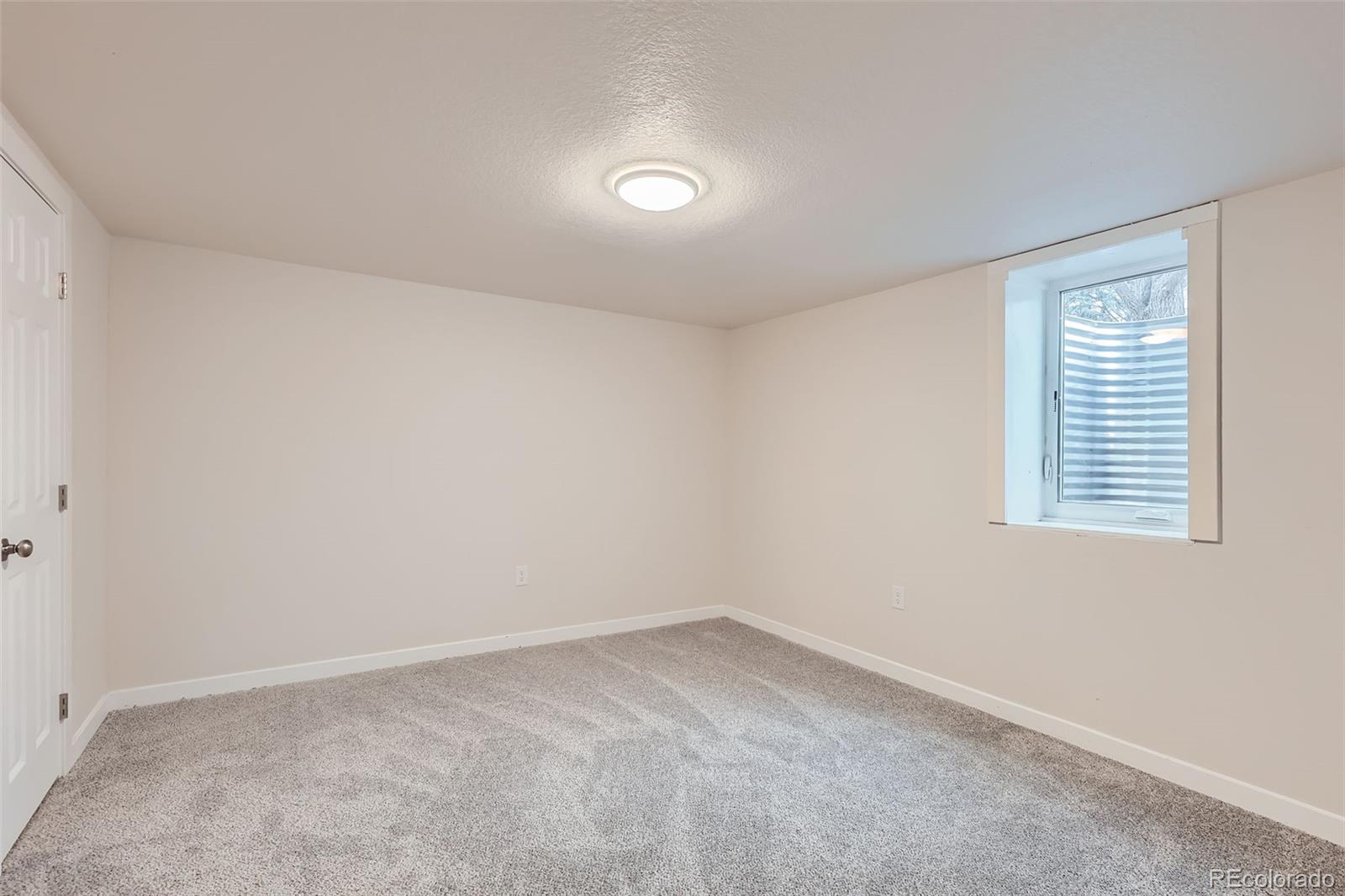 MLS Image #16 for 9295 e 12th avenue,aurora, Colorado