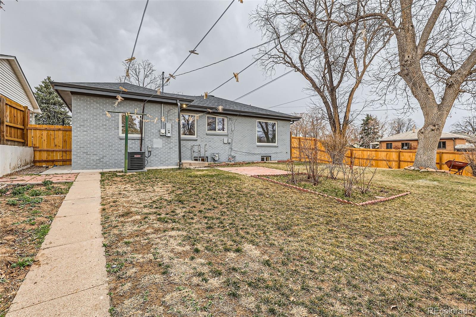 MLS Image #23 for 9295 e 12th avenue,aurora, Colorado