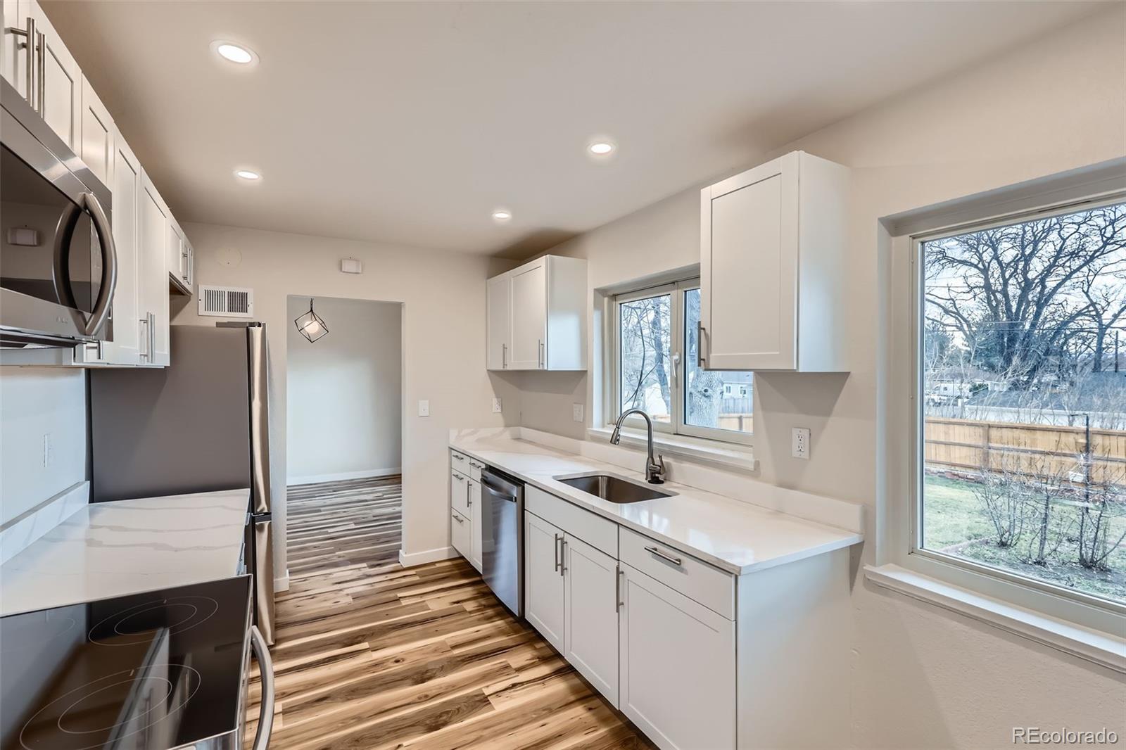 MLS Image #6 for 9295 e 12th avenue,aurora, Colorado