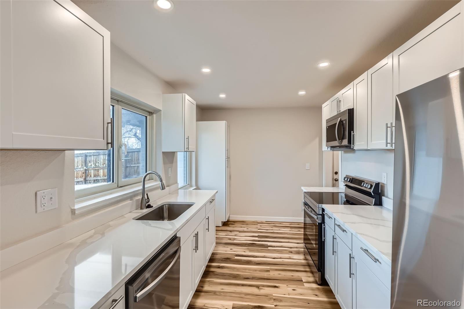 MLS Image #8 for 9295 e 12th avenue,aurora, Colorado