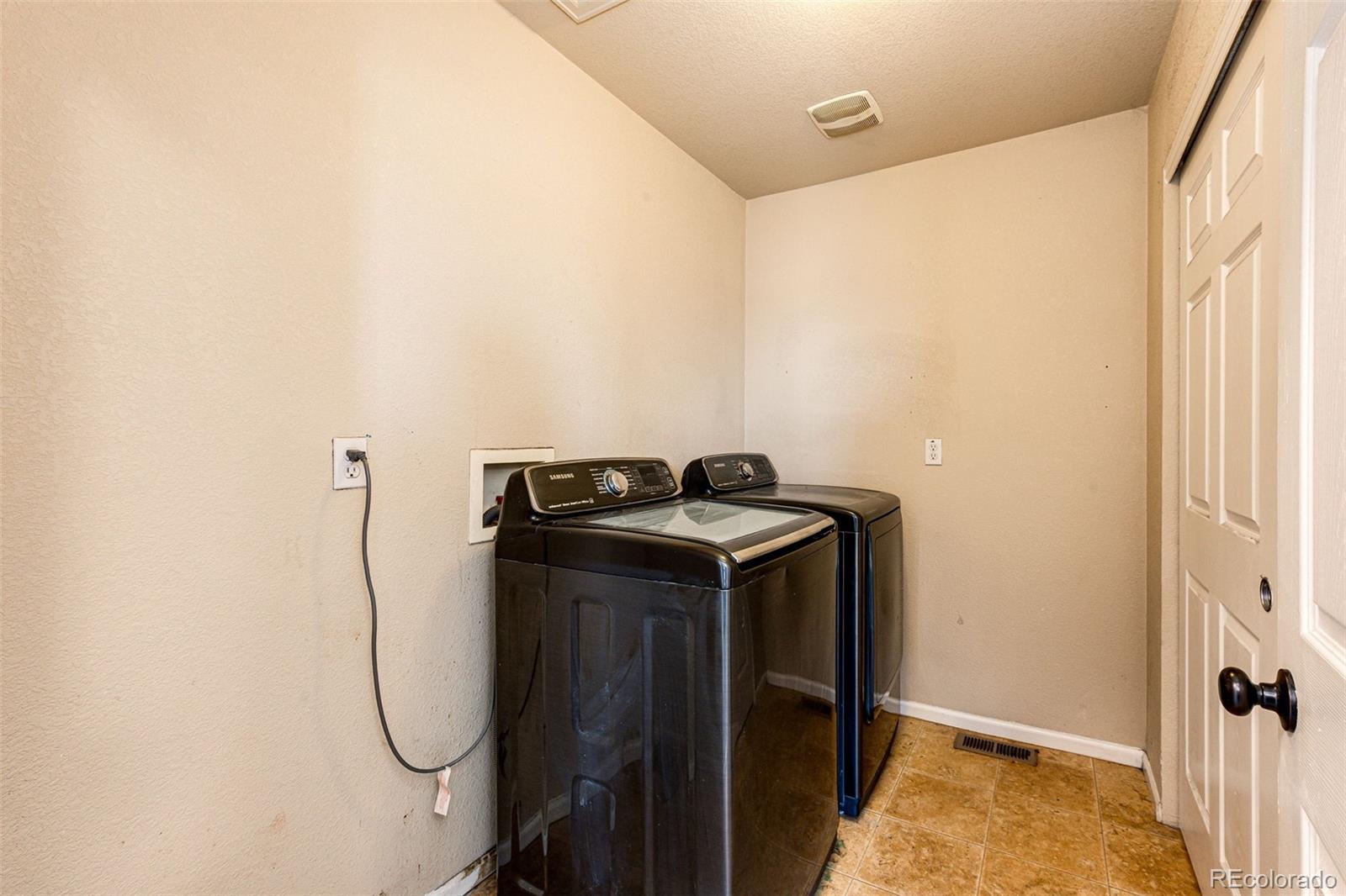 MLS Image #30 for 604 s norfolk way,aurora, Colorado
