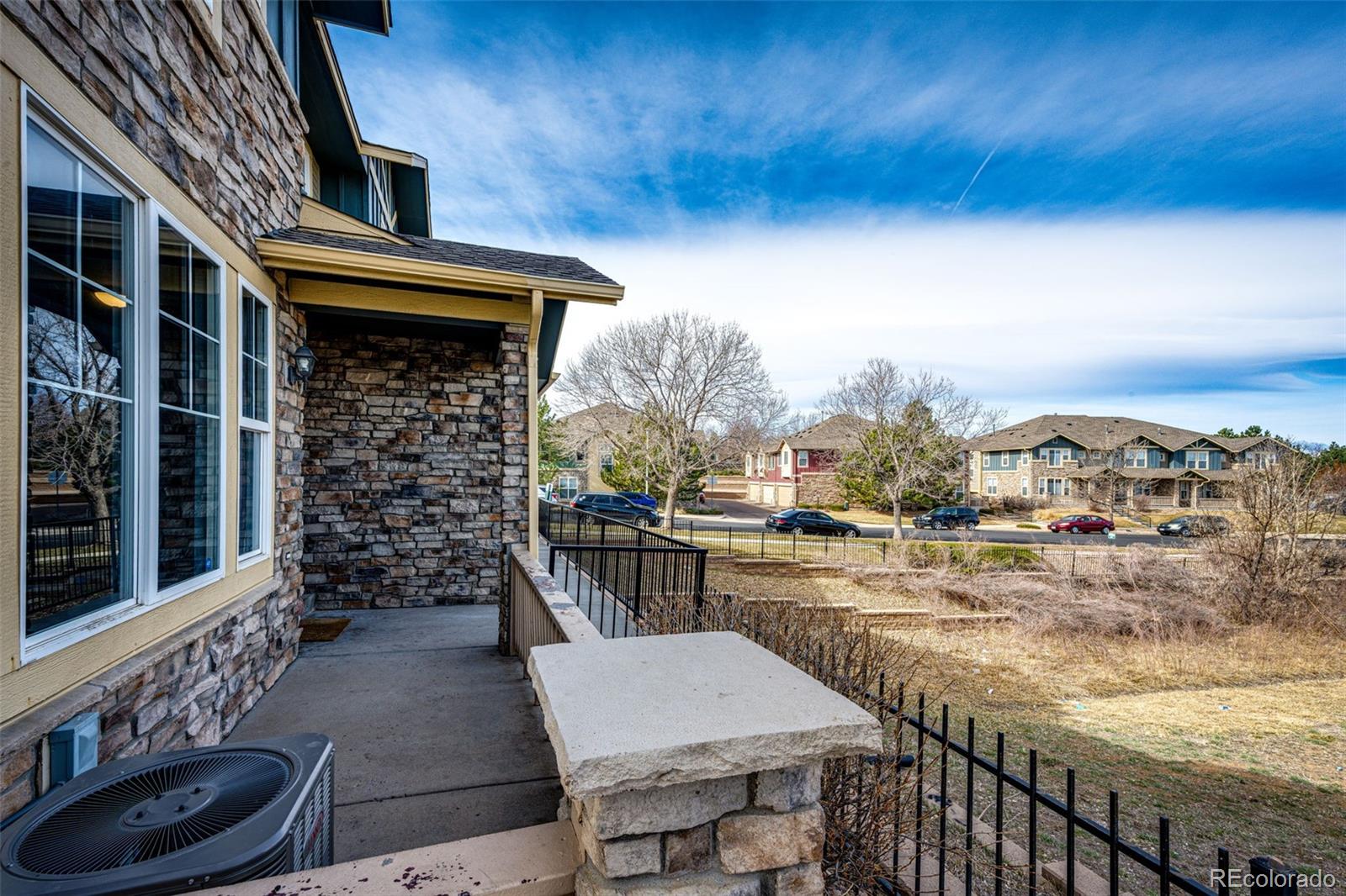 MLS Image #4 for 604 s norfolk way,aurora, Colorado