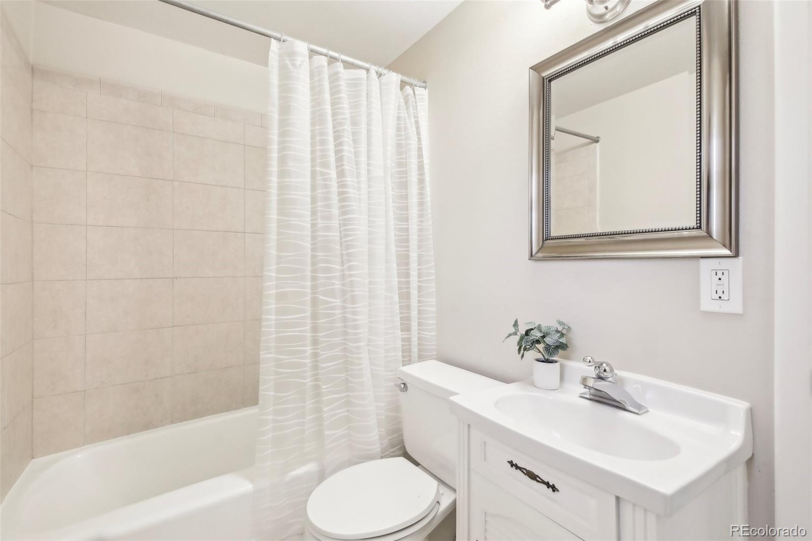 MLS Image #12 for 6890 s bemis street,littleton, Colorado