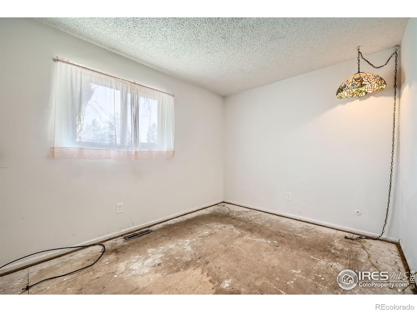 MLS Image #5 for 518  sunset drive,louisville, Colorado