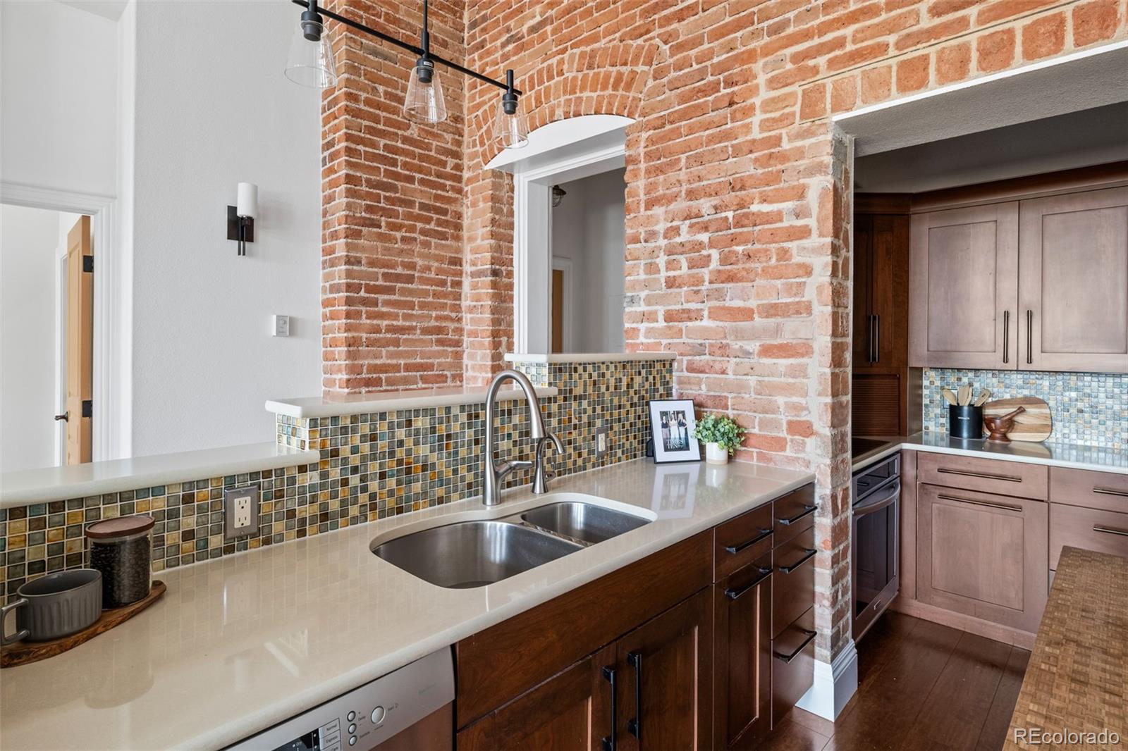 MLS Image #10 for 1140  columbine street,denver, Colorado