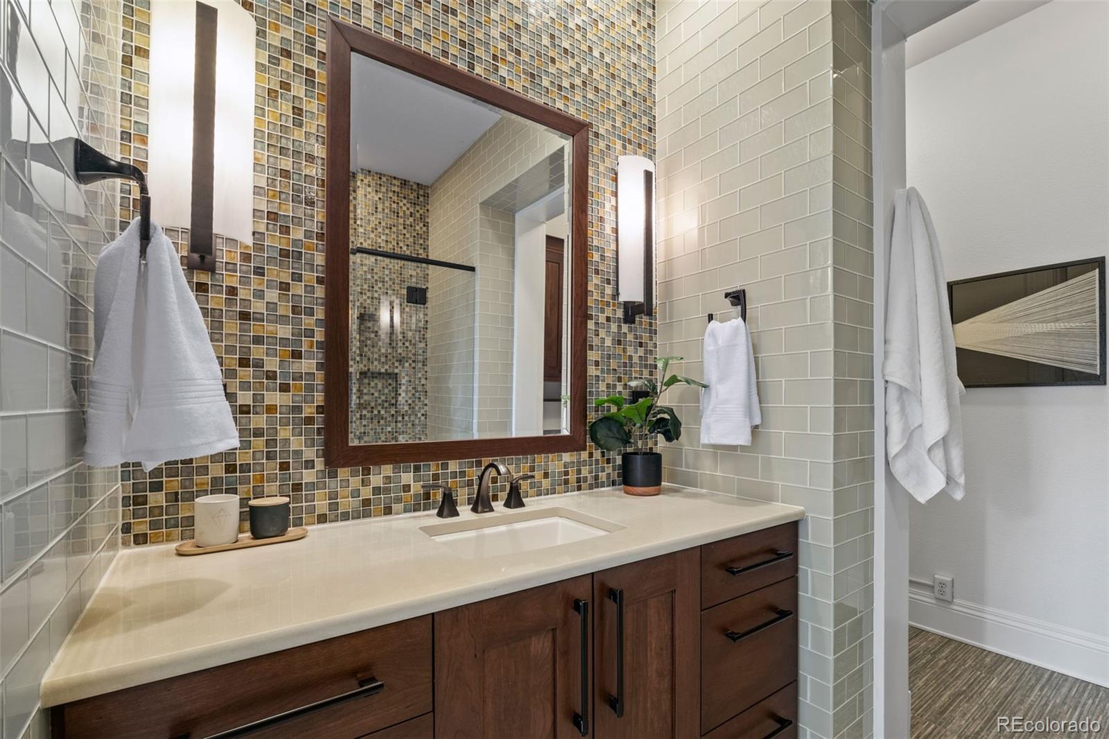 MLS Image #28 for 1140  columbine street,denver, Colorado