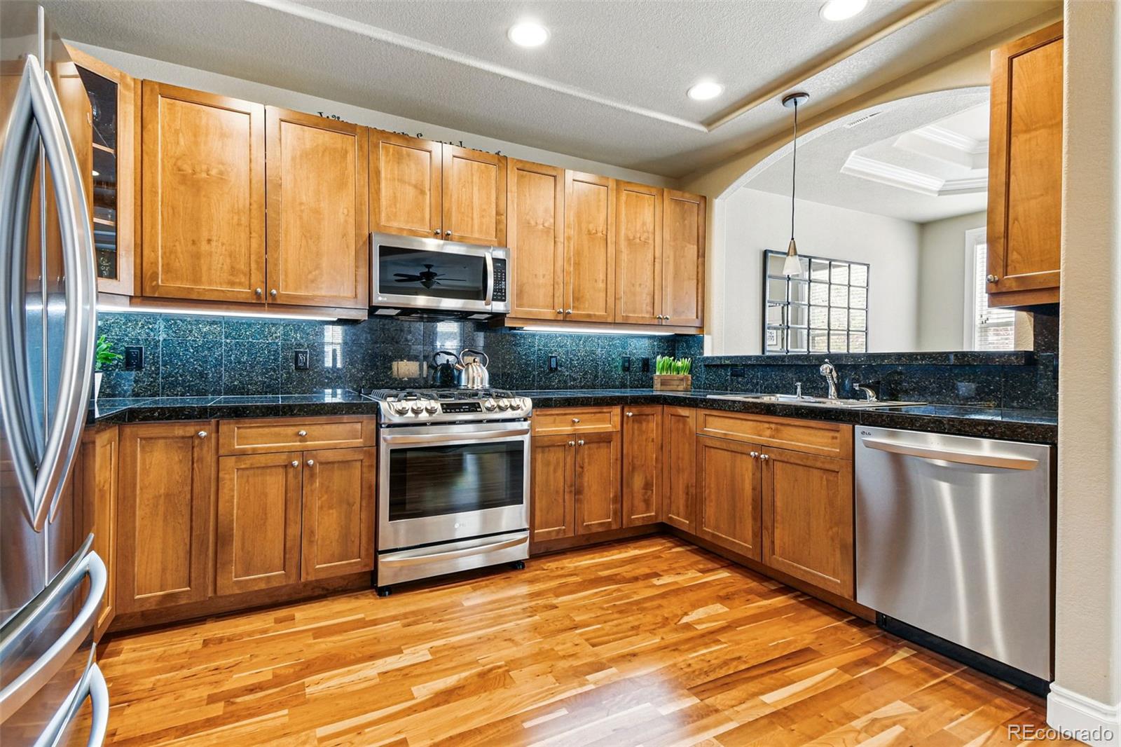 MLS Image #17 for 40  madison street,denver, Colorado