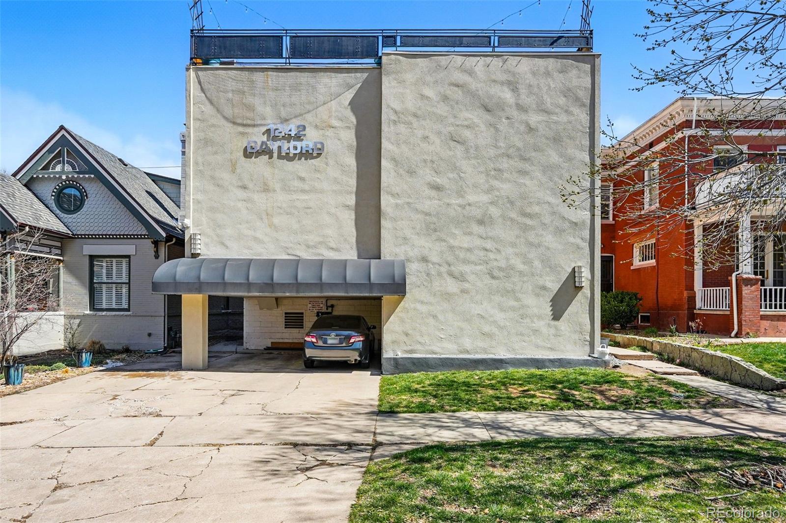 MLS Image #13 for 1242  gaylord street 101,denver, Colorado