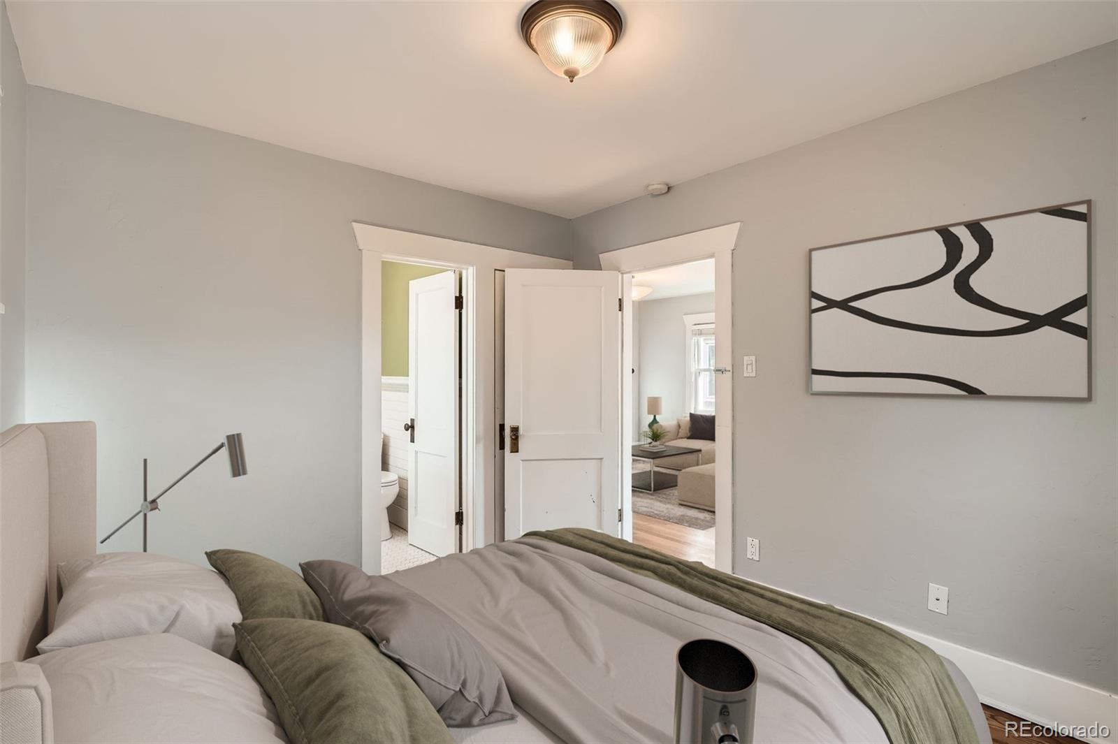 MLS Image #14 for 2050 s lincoln street,denver, Colorado