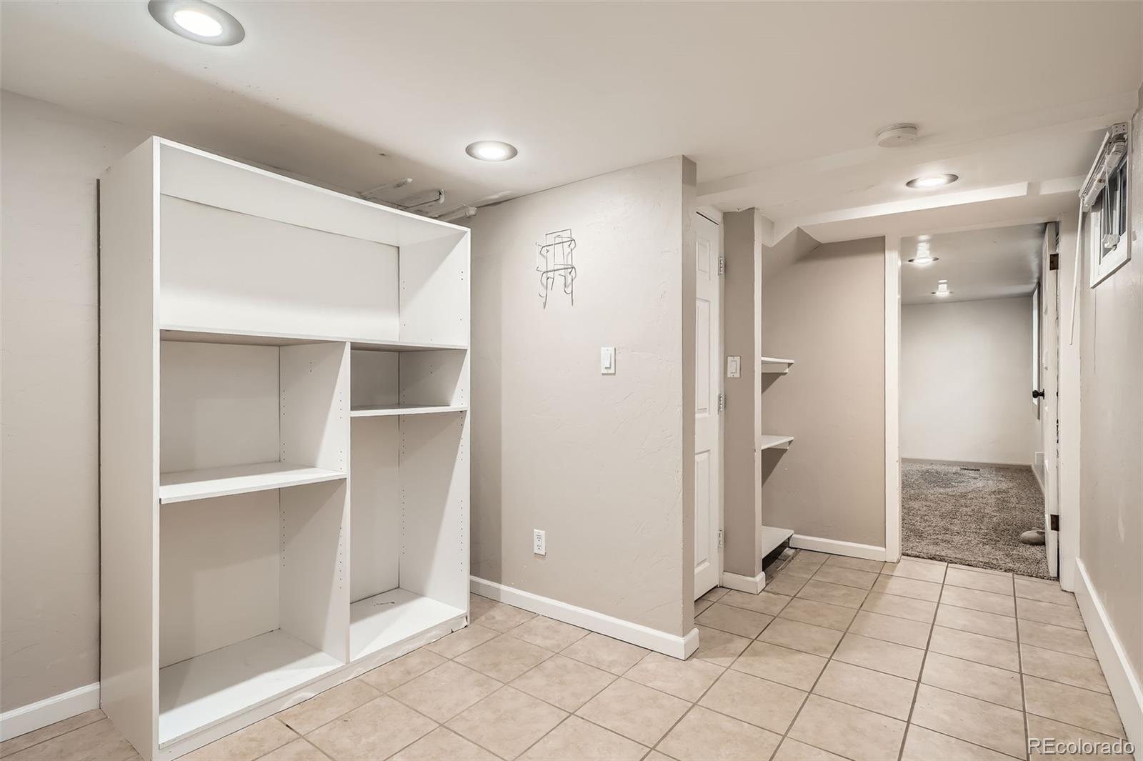 MLS Image #19 for 2050 s lincoln street,denver, Colorado