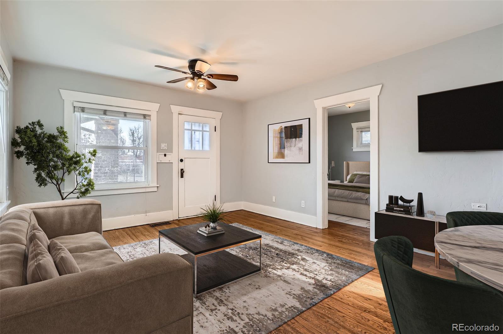 MLS Image #3 for 2050 s lincoln street,denver, Colorado