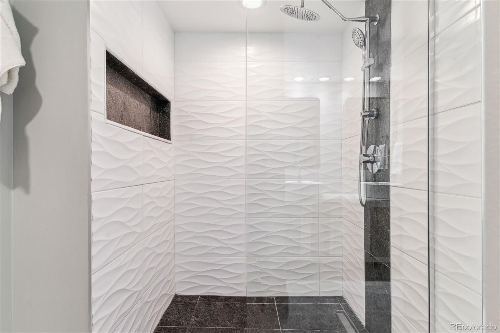 MLS Image #17 for 1777  larimer street 2108,denver, Colorado