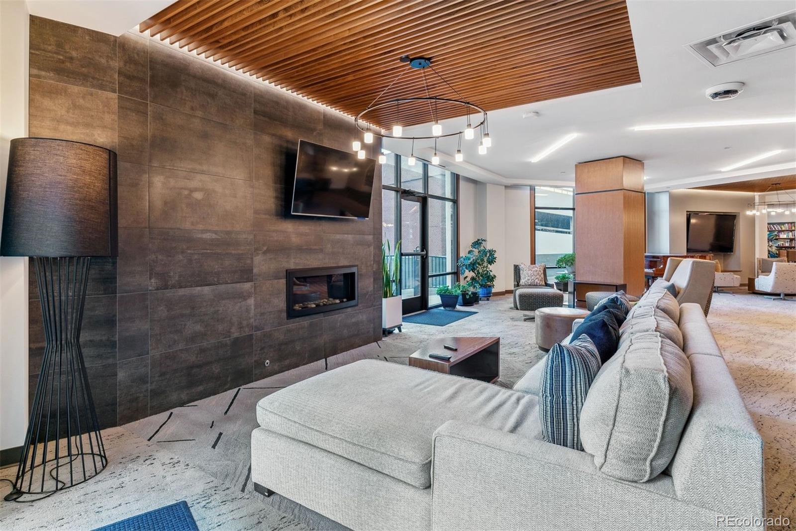 MLS Image #25 for 1777  larimer street 2108,denver, Colorado