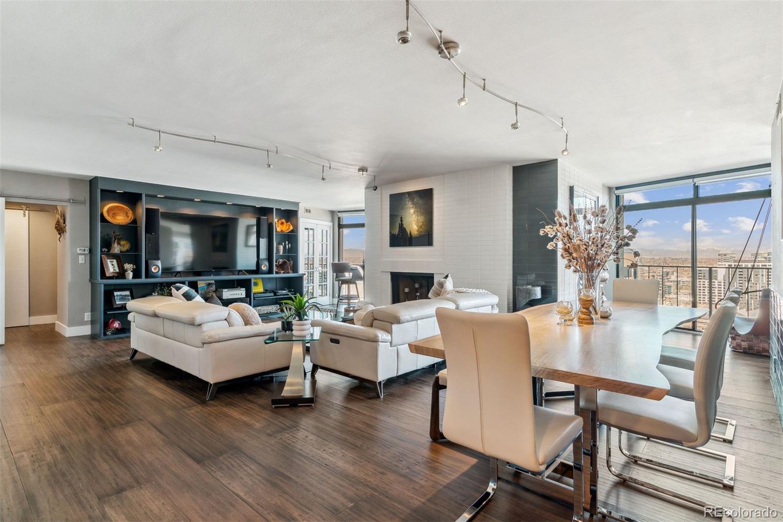 MLS Image #8 for 1777  larimer street 2108,denver, Colorado