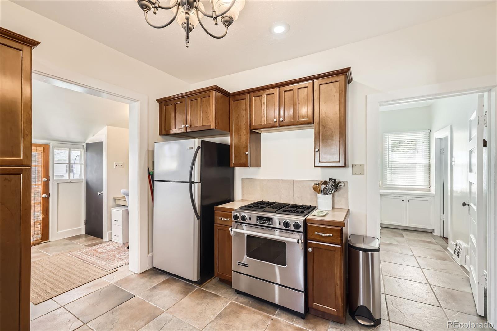 MLS Image #12 for 5668 s foresthill street,littleton, Colorado