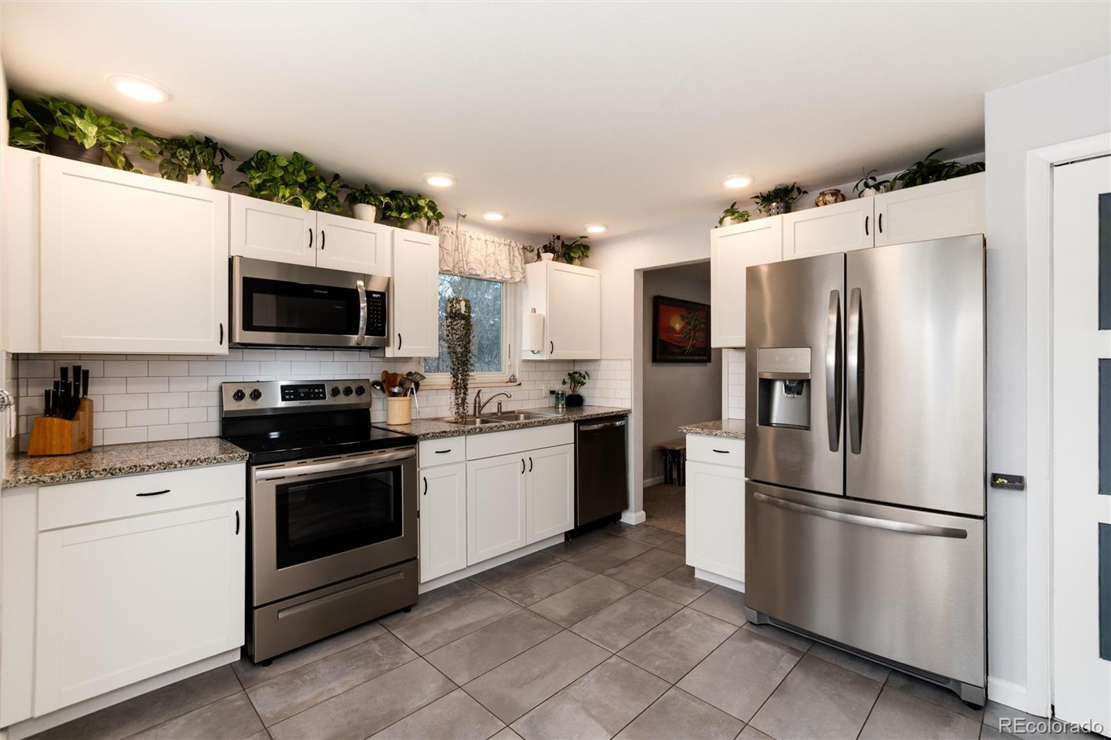 MLS Image #10 for 8063 s otis court,littleton, Colorado