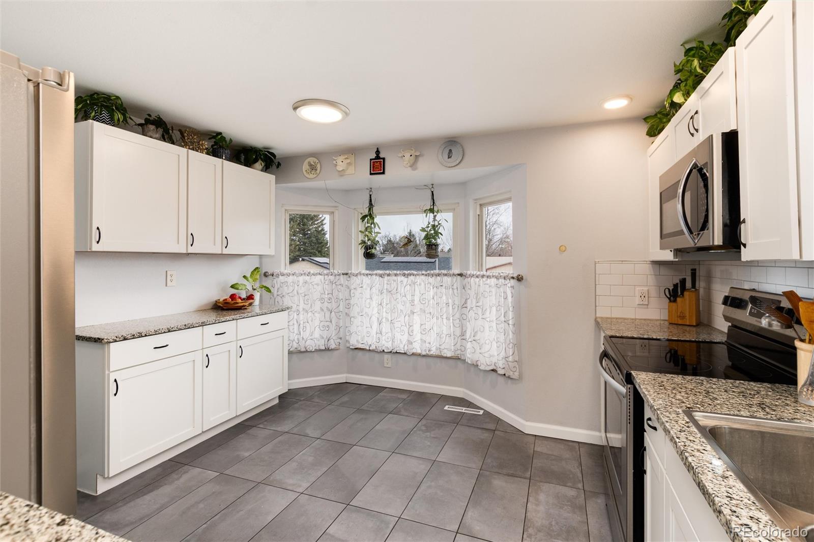 MLS Image #8 for 8063 s otis court,littleton, Colorado