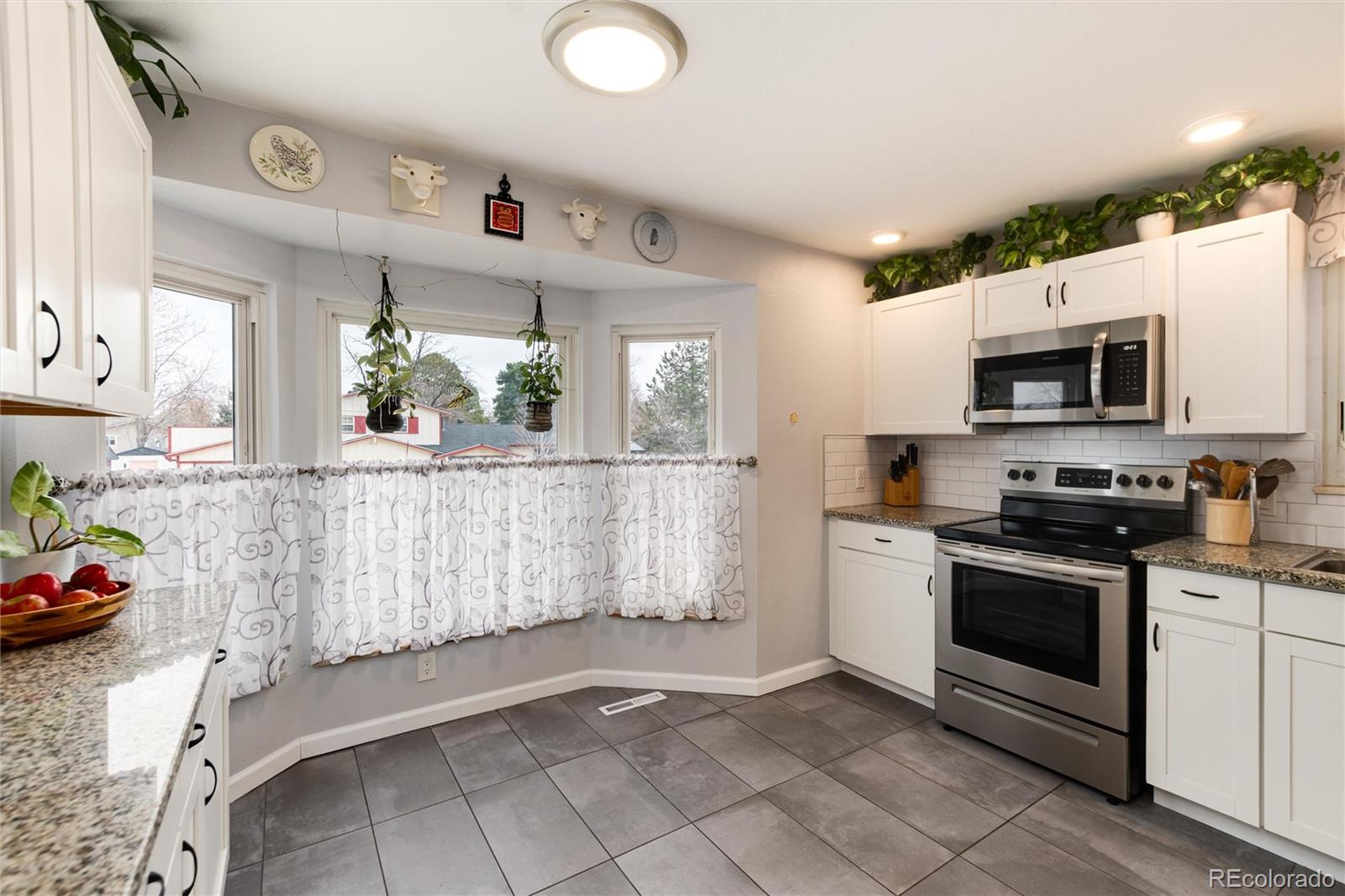 MLS Image #9 for 8063 s otis court,littleton, Colorado