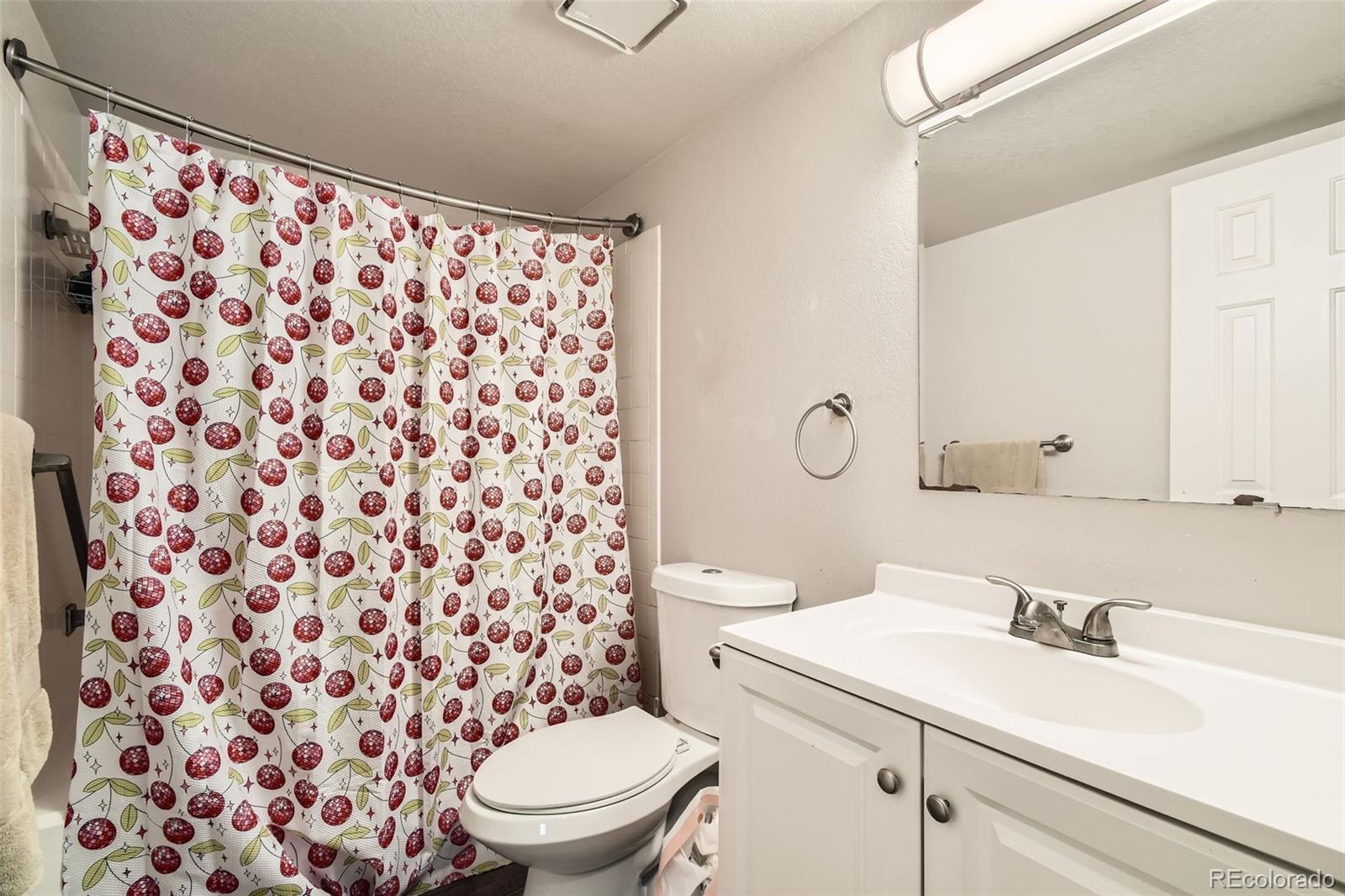 MLS Image #14 for 1946  ensenada street,aurora, Colorado