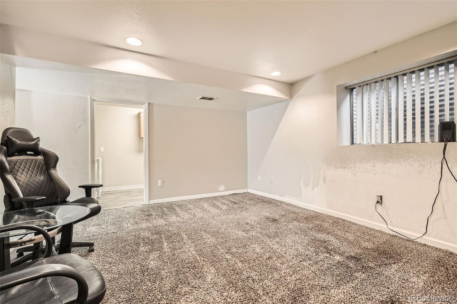 MLS Image #22 for 1946  ensenada street,aurora, Colorado