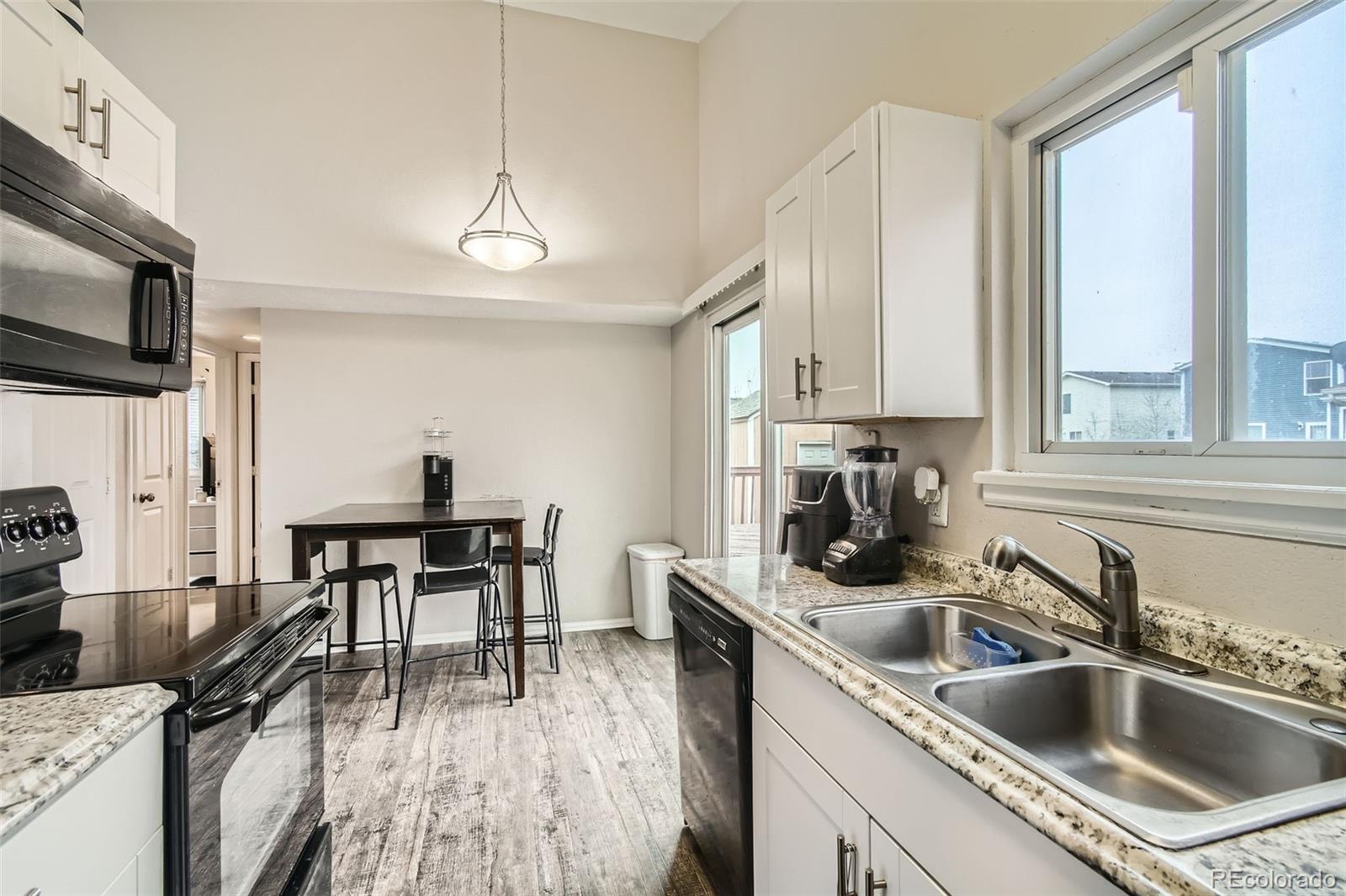 MLS Image #9 for 1946  ensenada street,aurora, Colorado