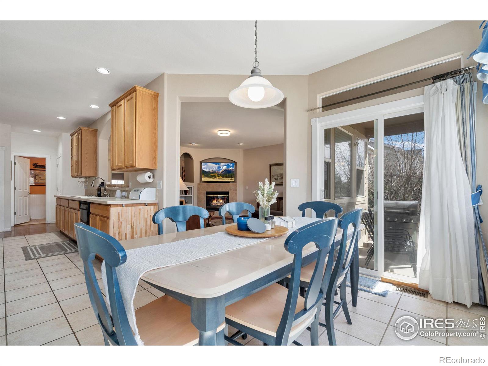 MLS Image #13 for 3353  new castle drive,loveland, Colorado